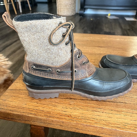Sperry boot: Waterproof Boots / Cold Weather Boot mens sz 7 or womens sz 8 1/2 - Picture 4 of 5